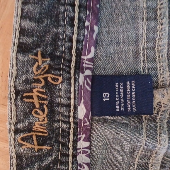 Amethyst Jean Jr. Size 13 flare legs - Picture 6 of 6